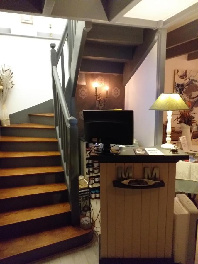 Montismaurelli Panzió Montmoreau Kültér fotó