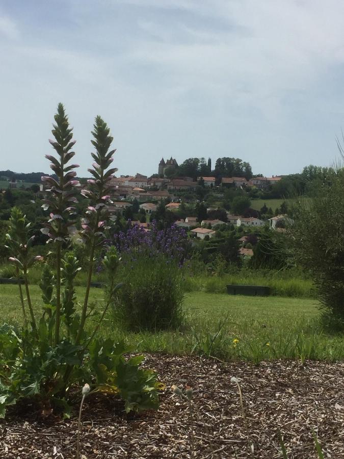 Montismaurelli Panzió Montmoreau Kültér fotó