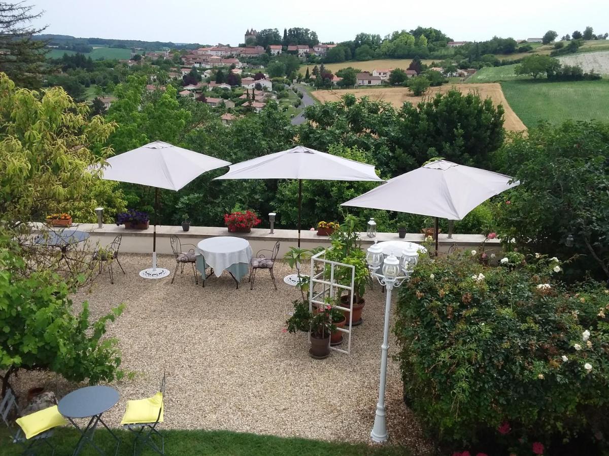 Montismaurelli Panzió Montmoreau Kültér fotó